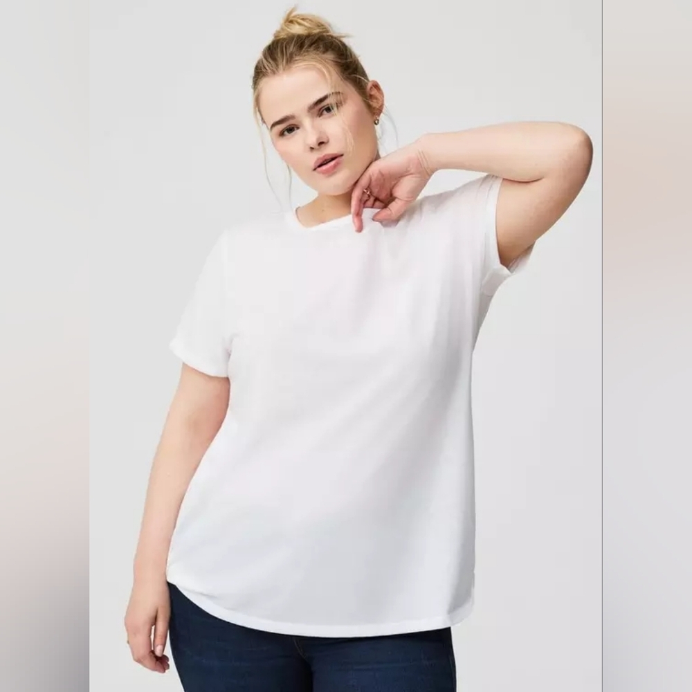 New Torrid 00 M/L Everyday Signature Jersey Bright White Crew Neck Tee Shirt